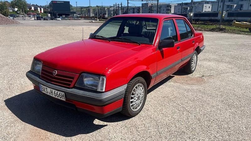 Rot Gebraucht 1987 Opel Ascona Limousine | 2.000 € - Bild 1/4