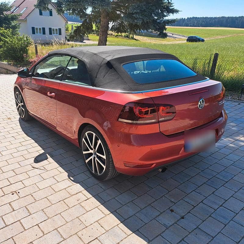 Gebraucht VW Golf Cabriolet Cup 105 PS (77 kW) 2014 Rot Cabrio