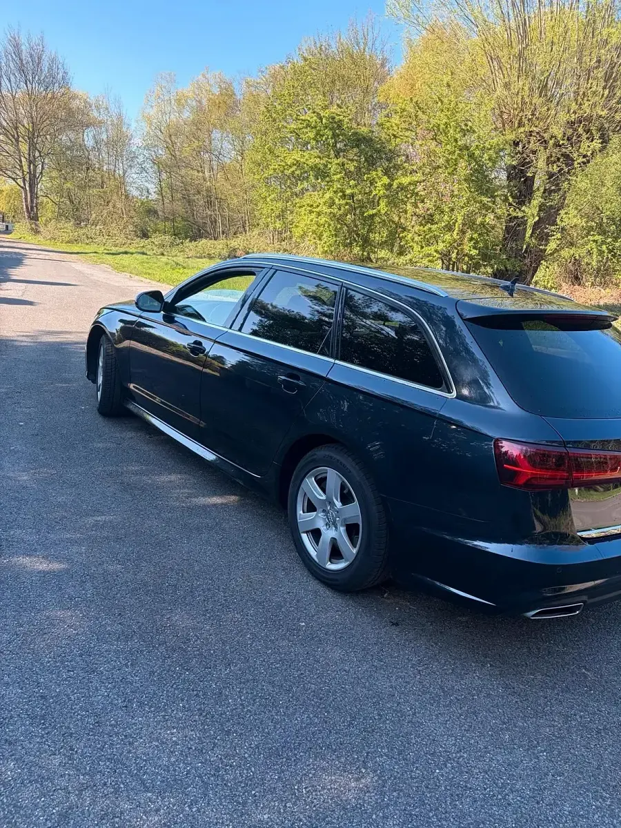 Gebraucht Audi A6 218 PS (160 kW) 2017 Blau Kombi