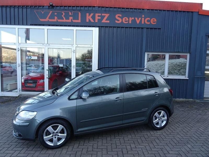 Grün Gebraucht 2008 VW Golf Plus Cross United Van / Kleinbus | 5.990 € (Guter Preis) - Bild 1/4