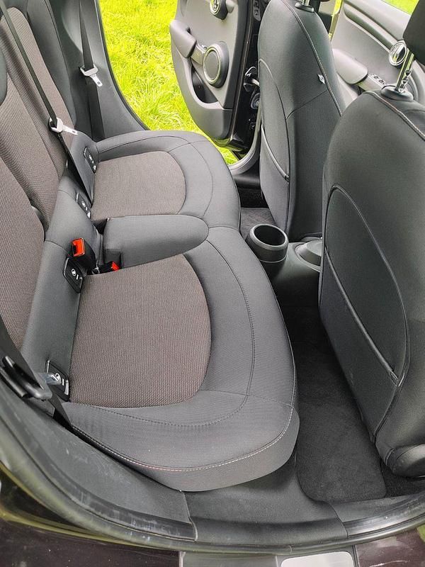 Usata Mini Cooper D 116 CV (85 kW) 2015 Marrone Utilitaria