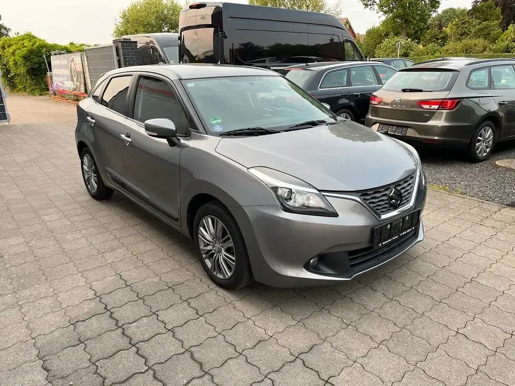 Gebraucht Suzuki Baleno Comfort 111 PS (81 kW) 2018 Grau Kleinwagen