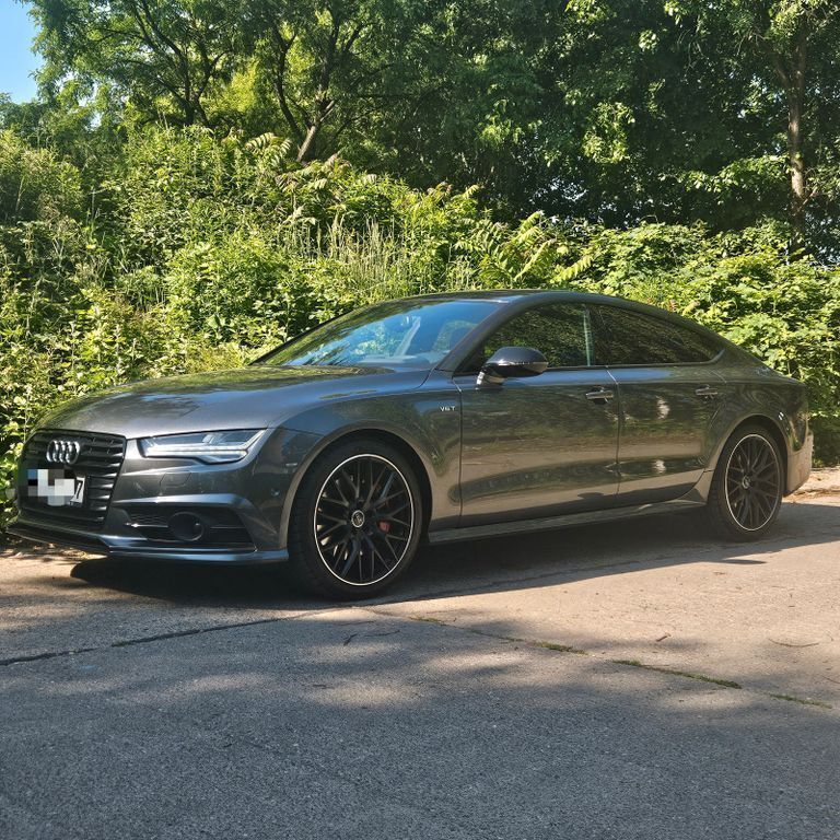Grau Gebraucht 2017 Audi A7 Ambiente Kleinwagen | 34.190 € (Etwas zu teuer) - Bild 1/4