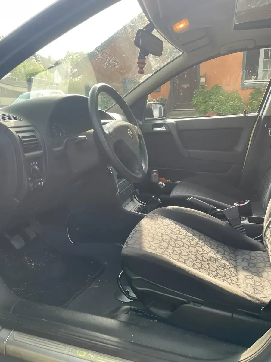 Gebraucht Opel Astra Cabriolet 80 PS (58 kW) 1999 Grau Cabrio