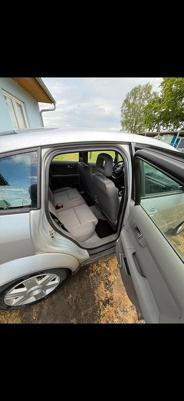 Usata Audi A2 75 CV (55 kW) 2000 Argento Utilitaria