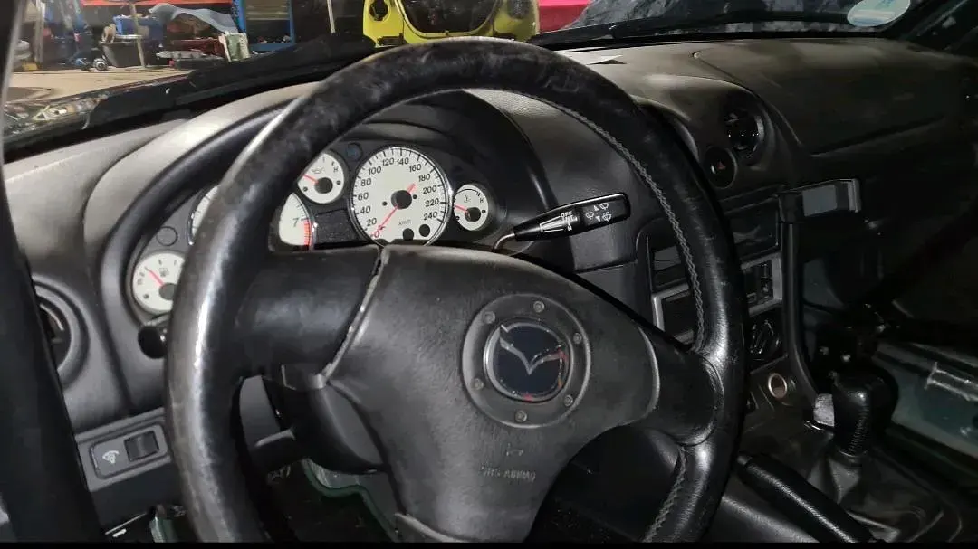 Gebraucht Mazda MX5 146 PS (107 kW) 2002 Grün Cabrio