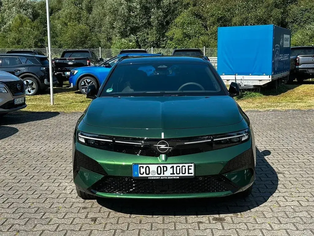 Gebraucht Opel Astra 114 kW (156 PS) 2026 Grün Kombi