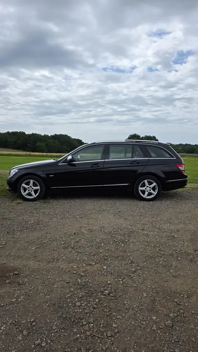 Gebraucht Mercedes C220 170 PS (125 kW) 2008 Schwarz Kombi