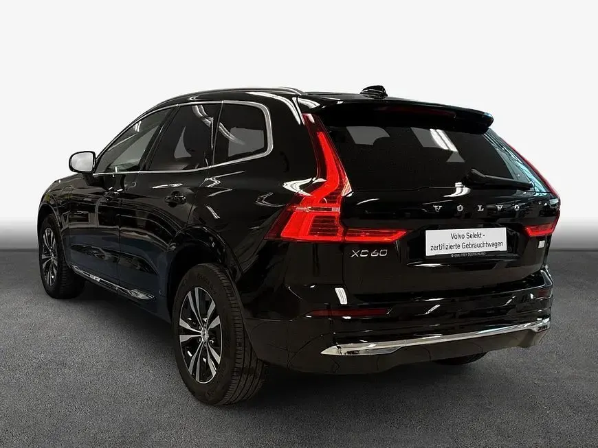 Gebraucht Volvo XC60 Core 253 PS (186 kW) 2023 Schwarz SUV
