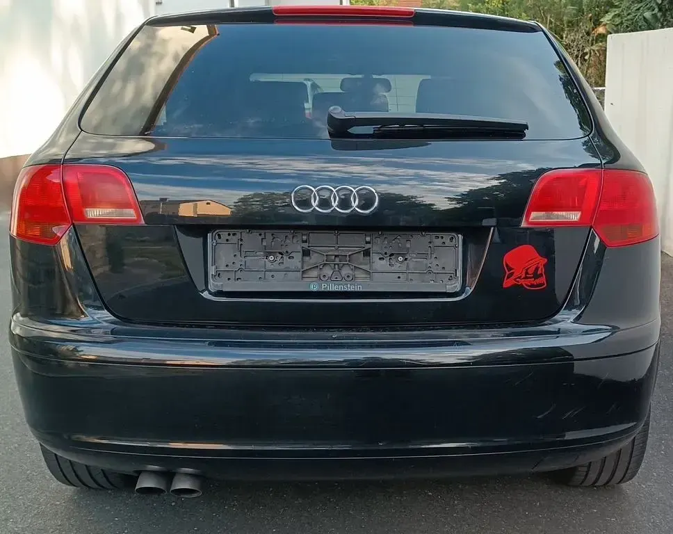 Gebraucht Audi A3 Ambiente 105 PS (77 kW) 2006 Schwarz Kleinwagen