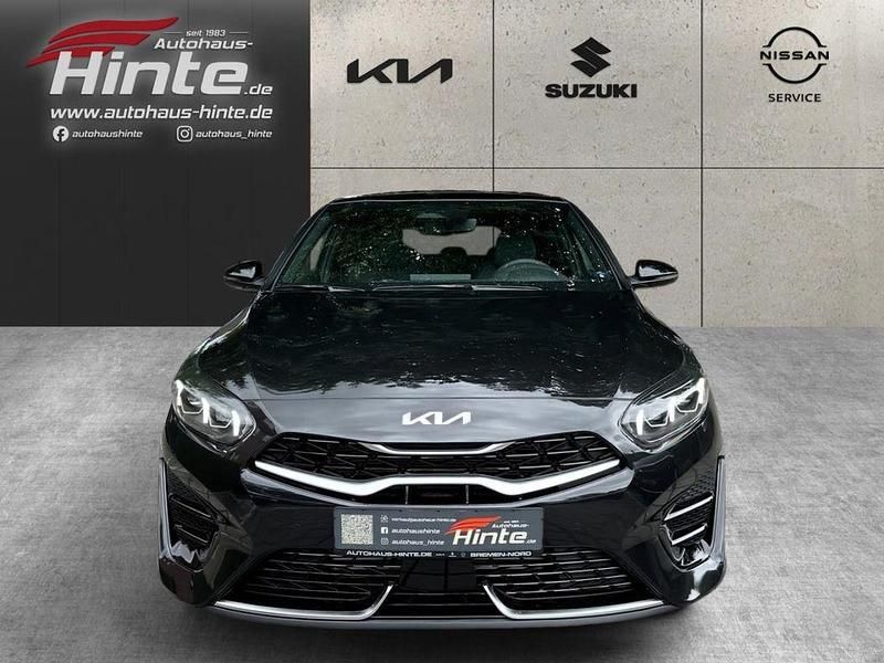 Neu Kia Ceed GT-Line 140 PS (102 kW) 2025 Schwarz Kleinwagen