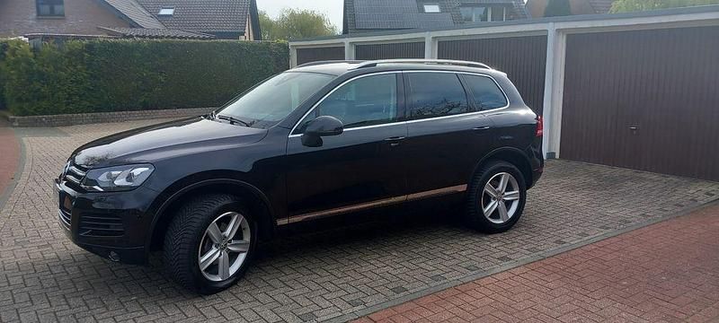 Używany VW Touareg 204 KM (150 kW) 2011 Czarny SUV