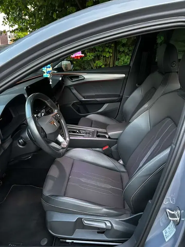Gebraucht Cupra Leon 150 PS (110 kW) 2023 Grau Limousine