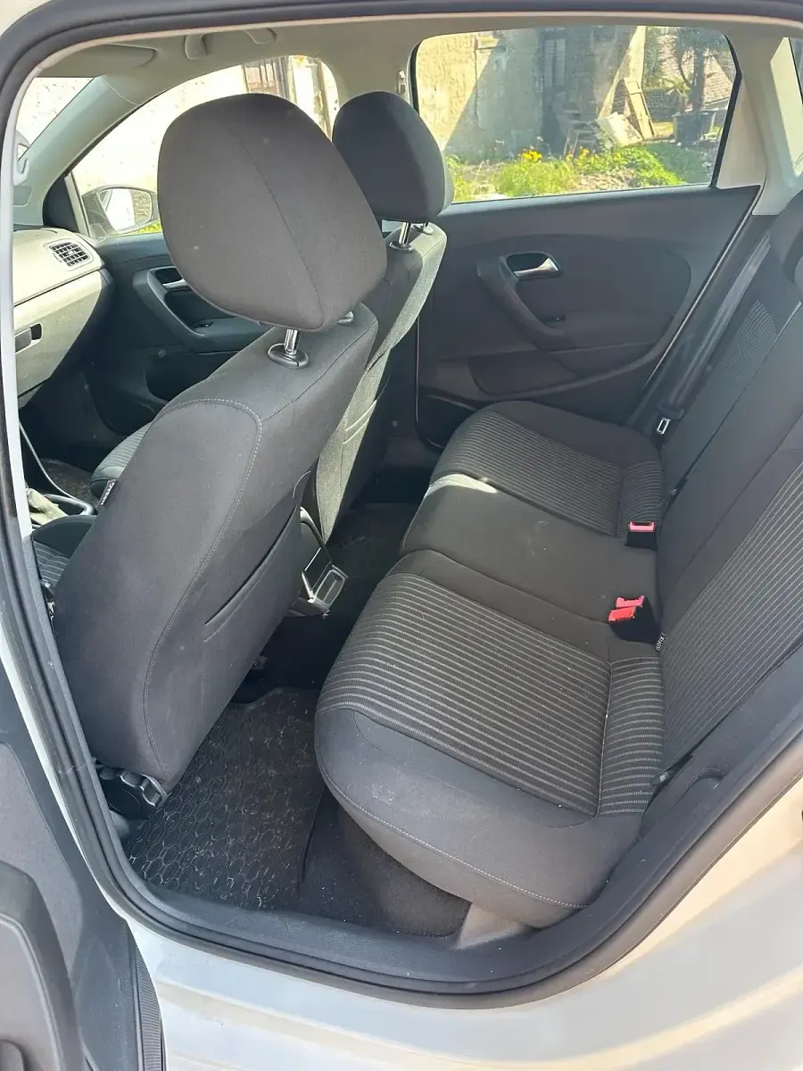Używany VW Polo Highline 90 KM (66 kW) 2013 Biały Hatchback