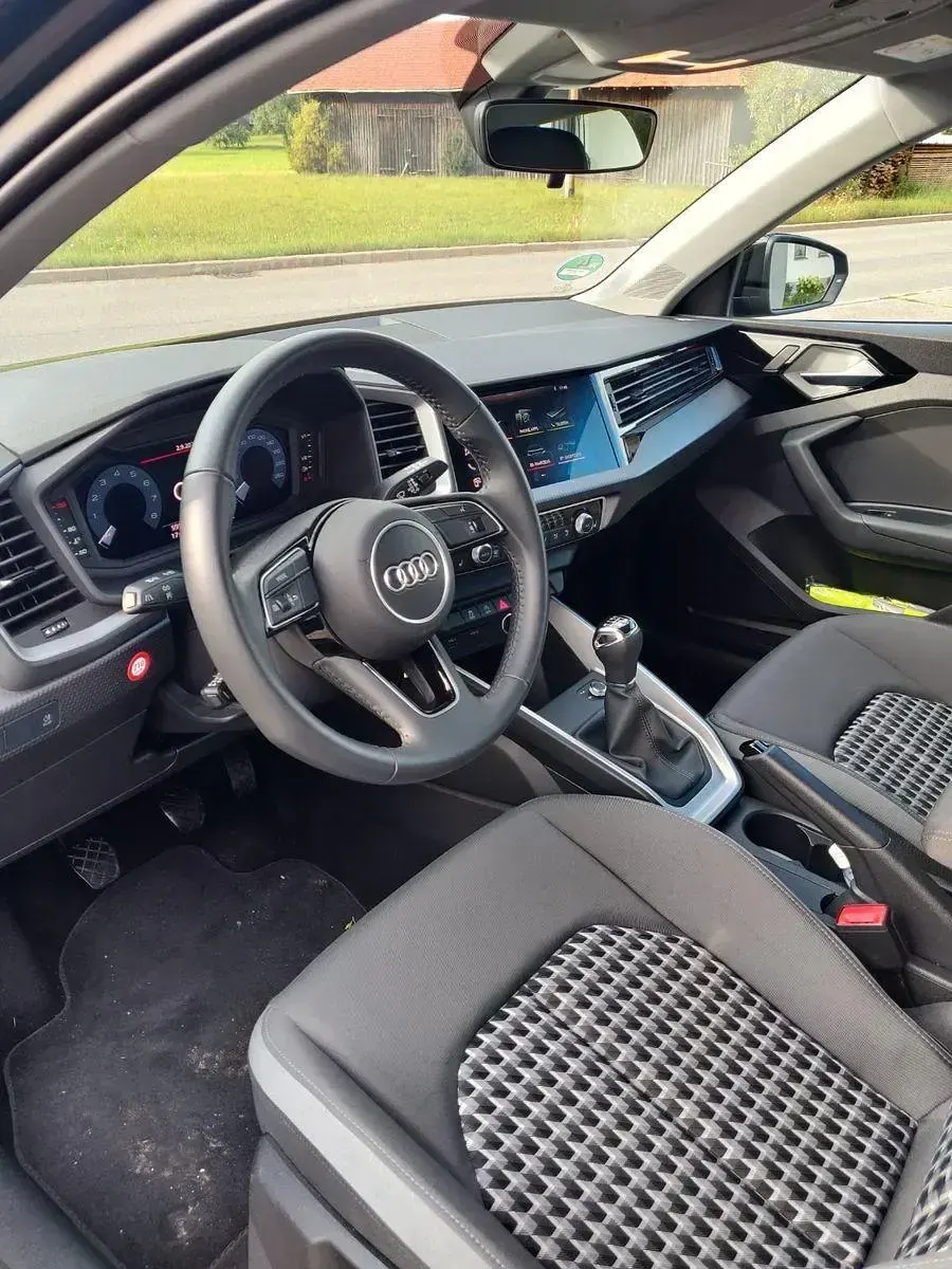 Gebraucht Audi A1 Sportback Advanced 116 PS (85 kW) 2019 Schwarz Kleinwagen