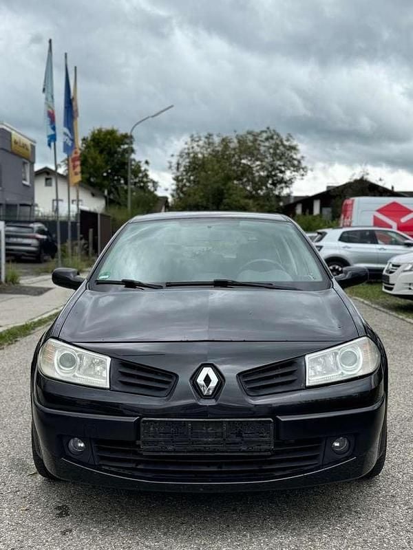 Schwarz Gebraucht 2007 Renault Mégane II Avantage Limousine | 1.800 € (Fairer Preis) - Bild 1/4