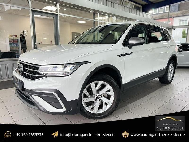 Pure white Gebraucht 2022 VW Tiguan Allspace Life SUV | 28.980 € (Guter Preis) - Bild 1/4