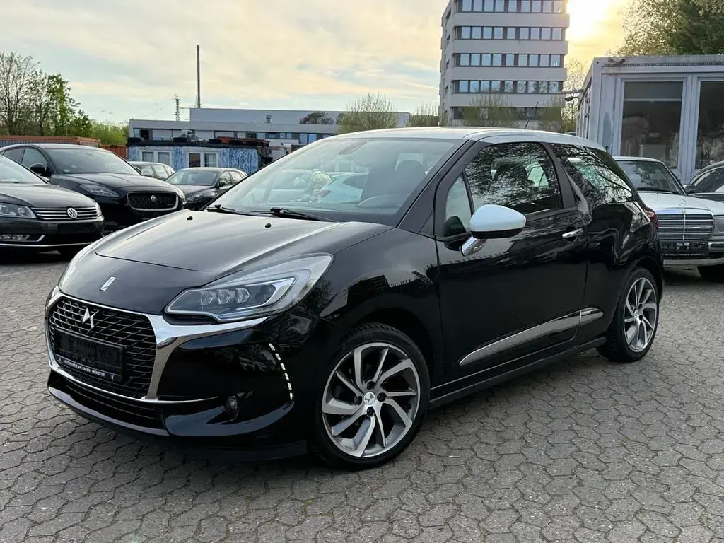 Gebraucht Citroën DS3 110 PS (80 kW) 2017 Schwarz Kleinwagen