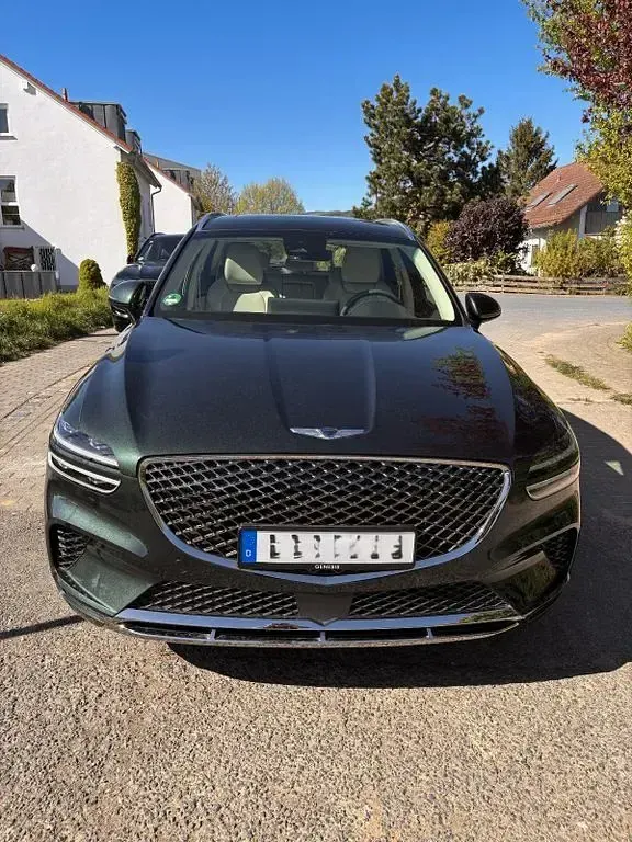 Second-hand Genesis GV70 305 CP (224 kW) 2022 Verde SUV
