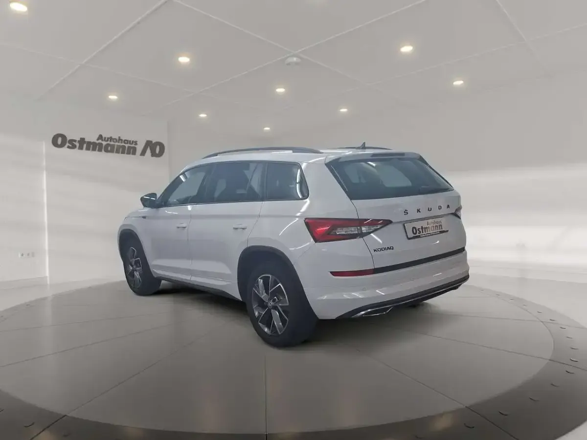 Gebraucht Skoda Kodiaq SportLine 150 PS (110 kW) 2021 Weiß SUV