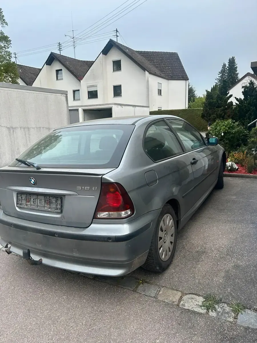 Usata BMW 316 116 CV (85 kW) 2004 Coupé