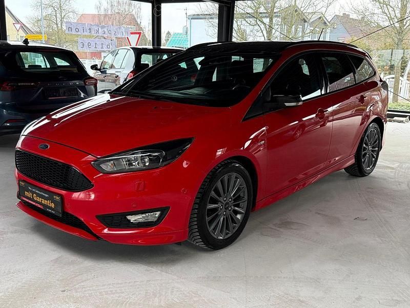 Gebraucht Ford Focus ST-Line 182 PS (133 kW) 2018 Rot Kombi