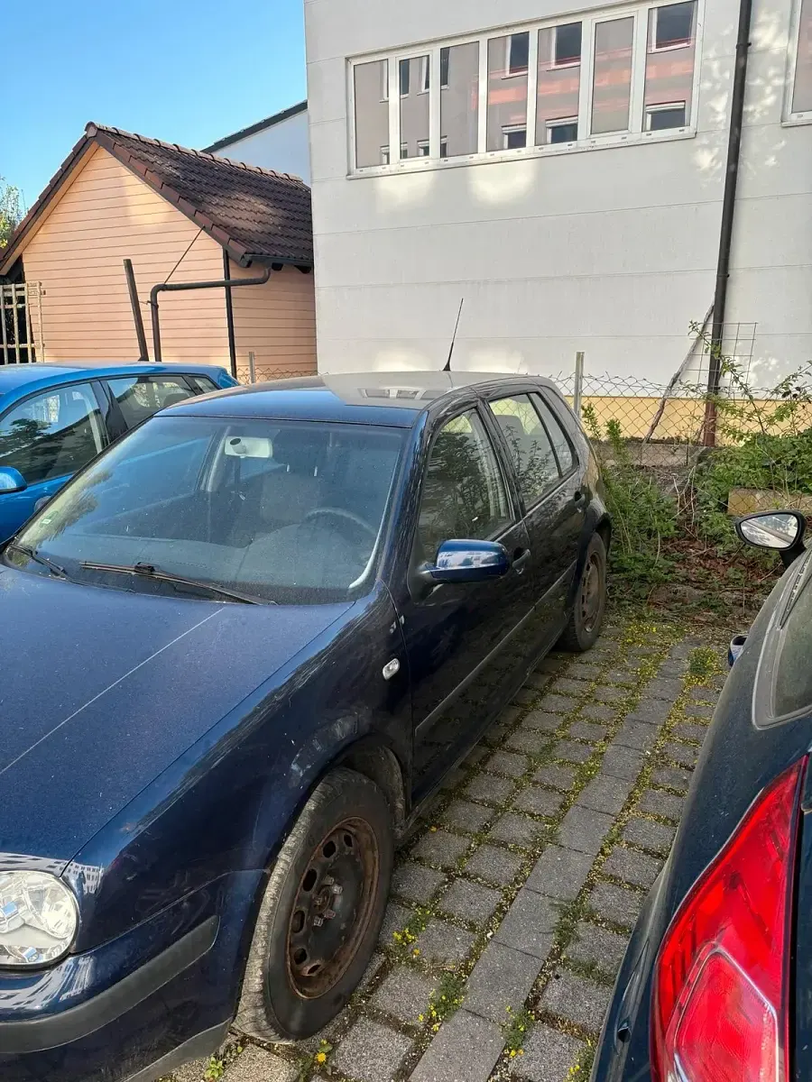 Gebraucht VW Golf IV 75 PS (55 kW) 2002 Blau Limousine