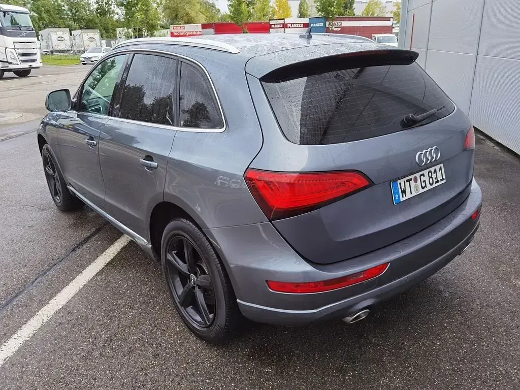 Gebraucht Audi Q5 S-Line 245 PS (180 kW) 2013 Grau SUV
