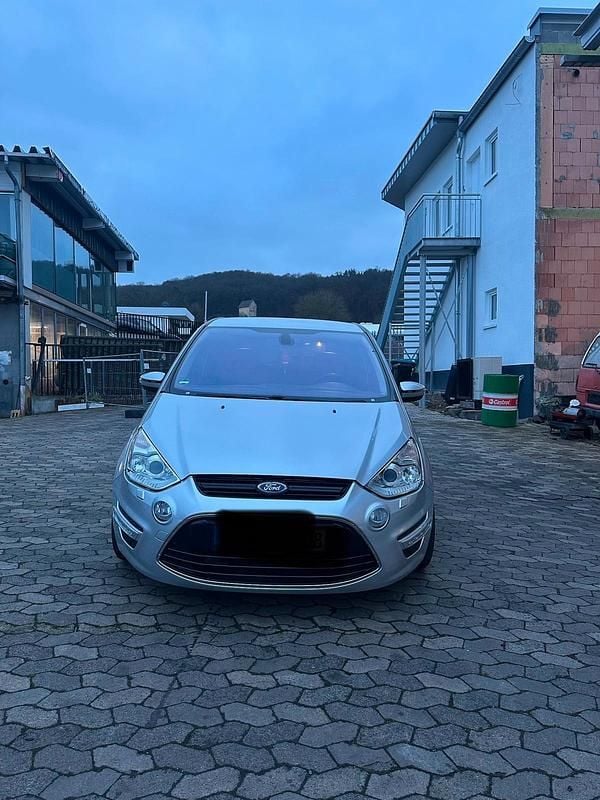 Gebraucht Ford S-MAX S 185 PS (136 kW) 2013 Silber Van / Kleinbus