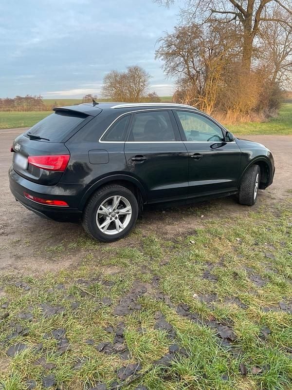 Gebraucht Audi Q3 Sport 150 PS (110 kW) 2016 Schwarz SUV
