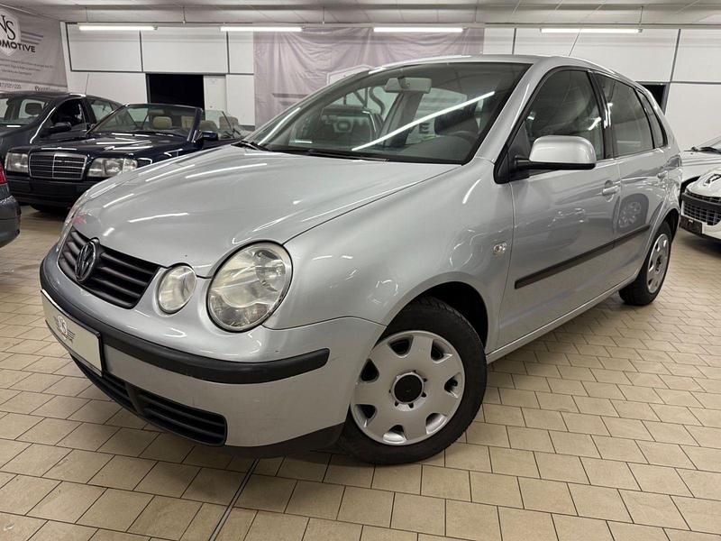 Gebraucht VW Polo 64 PS (47 kW) 2002 Grau Kleinwagen