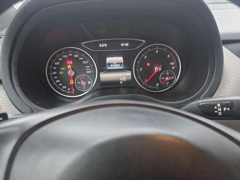 Gebraucht Mercedes B180 109 PS (80 kW) 2017 Van / Kleinbus