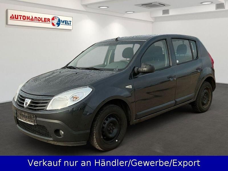 Grau Gebraucht 2009 Dacia Sandero Limousine | 899 € (Guter Preis) - Bild 1/3