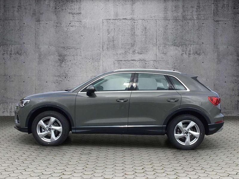 Gebraucht Audi Q3 Advanced Plus 150 PS (110 kW) 2025 Chronosgrau metallic SUV