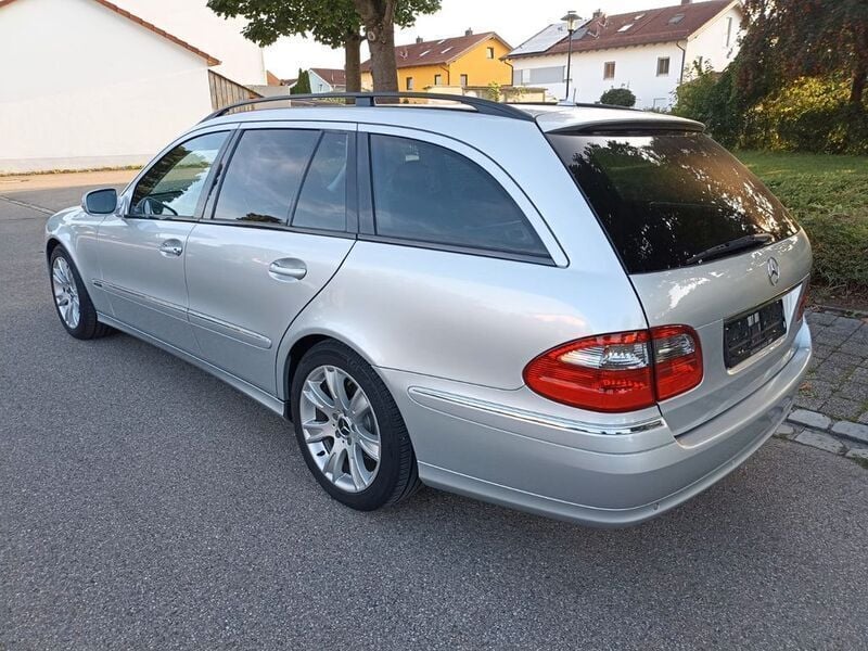 Gebraucht Mercedes E220 Avantgarde 170 PS (125 kW) 2008 Silber Kombi