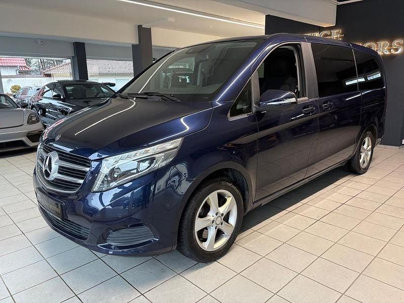 Gebraucht Mercedes V220 Edition 163 PS (119 kW) 2015 Cavansitblau Van / Kleinbus