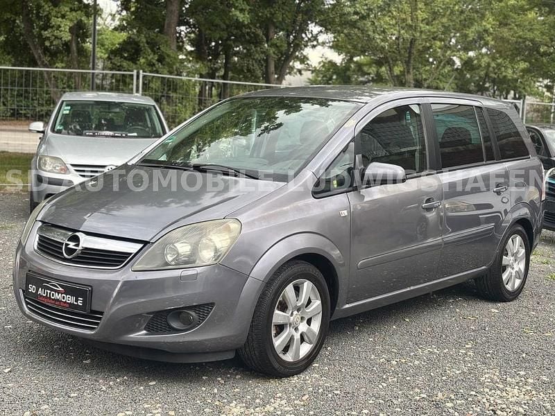 Grau Gebraucht 2007 Opel Zafira Sport Van / Kleinbus | 3.199 € (Fairer Preis) - Bild 1/4