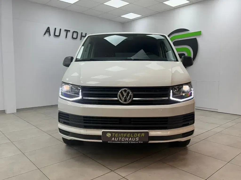 Second-hand VW T6 150 CP (110 kW) 2018 Alb Van