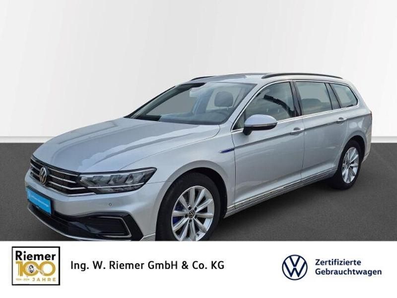 Reflexsilber metallic Gebraucht 2021 VW Passat GTE Kombi | 21.449 € (Etwas zu teuer) - Bild 1/4