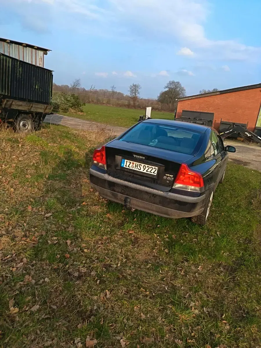Gebraucht Volvo S60 170 PS (125 kW) 2002 Schwarz Limousine