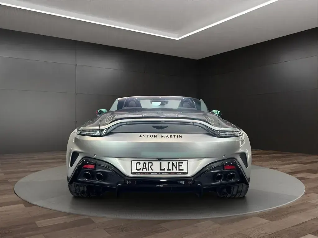 Gebraucht Aston Martin V8 Vantage 680 PS (500 kW) 2026 Aluminite silver Cabrio