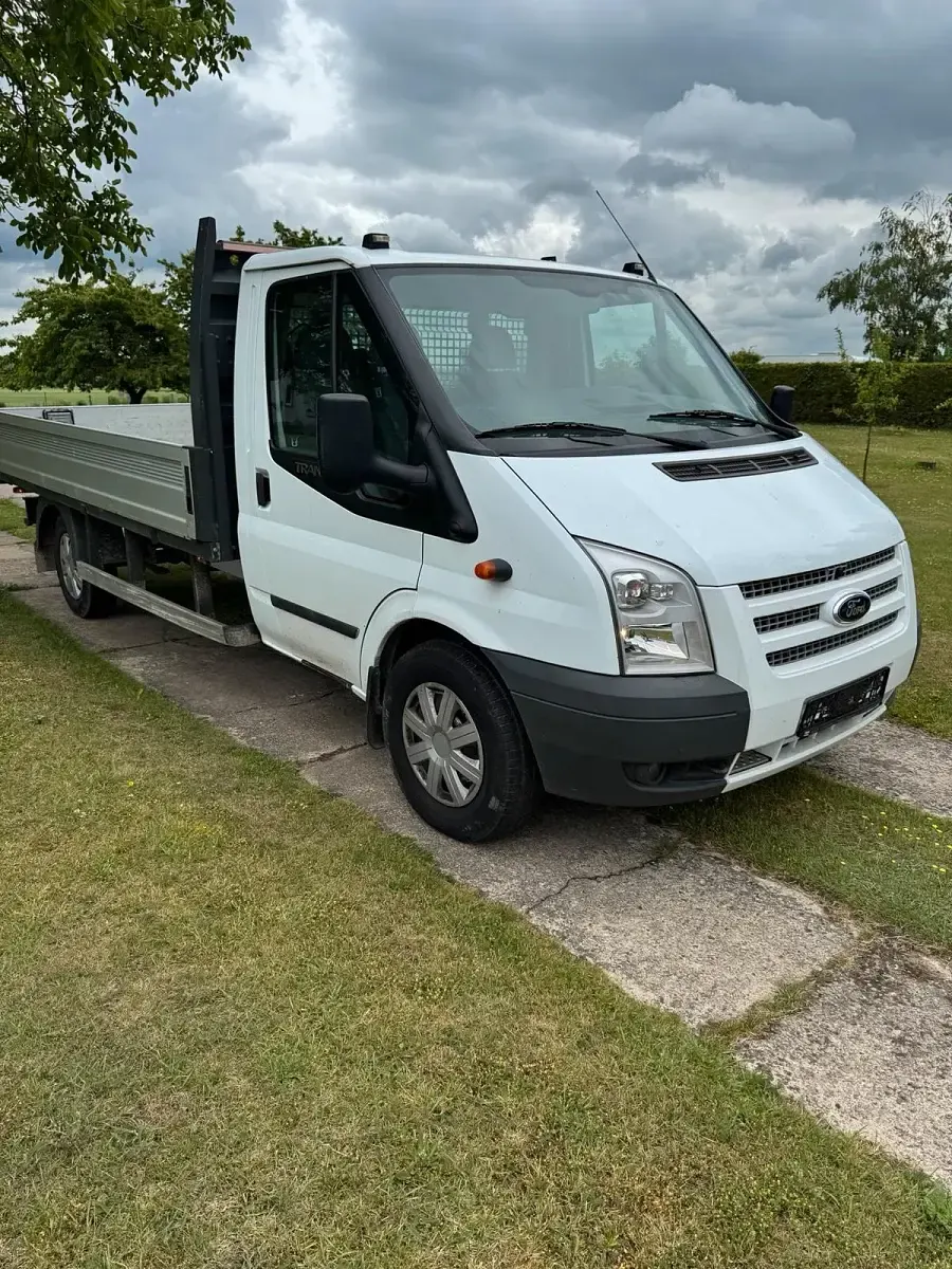 Gebraucht Ford Transit 115 PS (84 kW) 2014 Weiß Van / Kleinbus