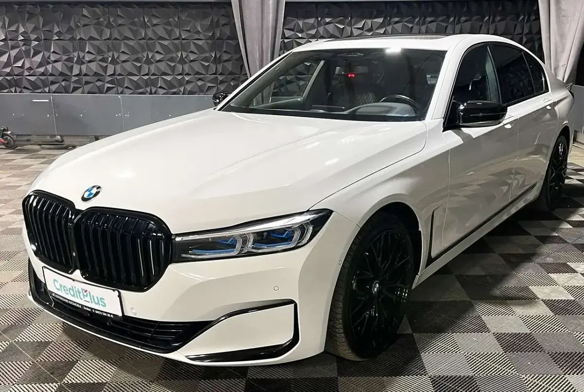 Gebraucht BMW 730 265 PS (194 kW) 2020 Weiß Limousine