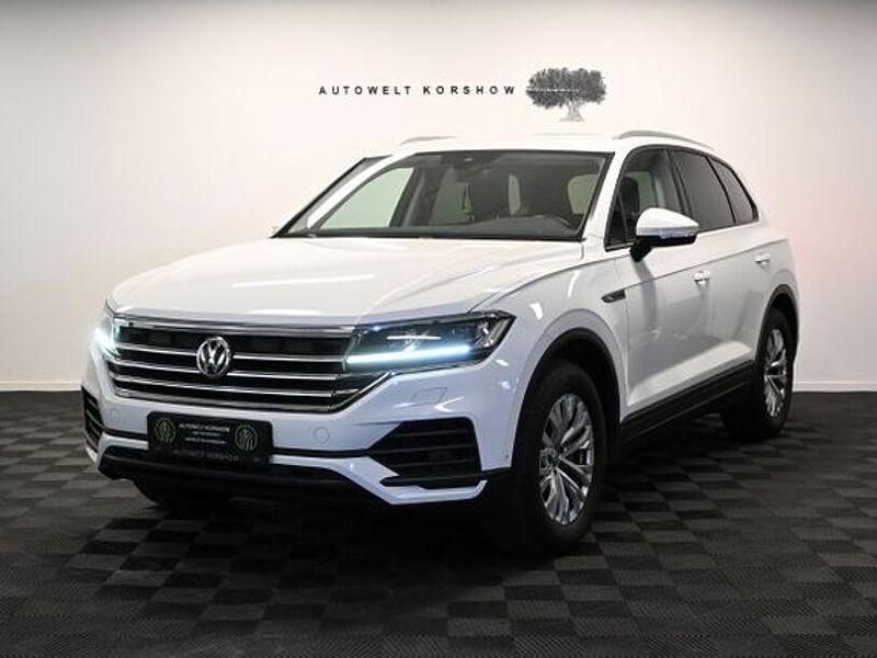 Gebraucht VW Touareg 231 PS (169 kW) 2019 Pure white SUV