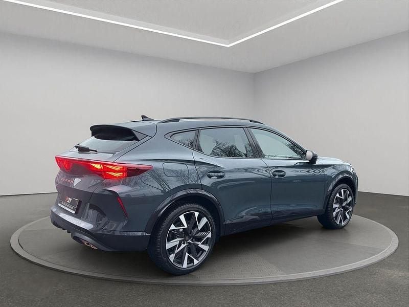 Neu Cupra Formentor VZ 272 PS (200 kW) 2026 Magnetic grau metallic SUV