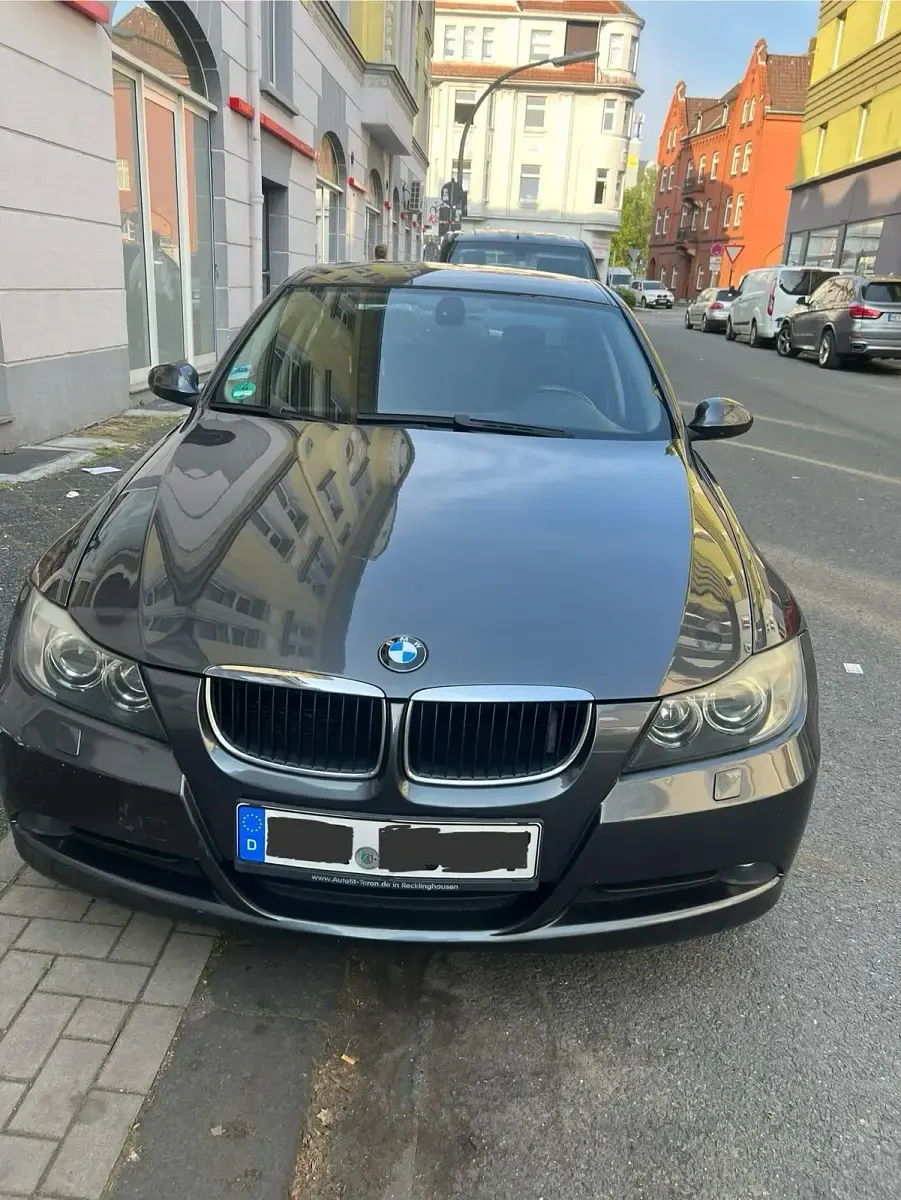 Brugt BMW 318 129 HK (94 kW) 2006 Sedan