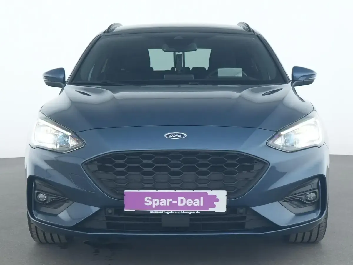 Gebraucht Ford Focus ST-Line X 150 PS (110 kW) 2022 Chroma blau Kombi