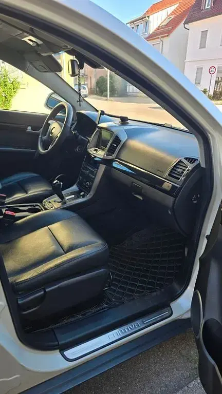 Gebraucht Chevrolet Captiva LT 184 PS (135 kW) 2011 Weiß SUV