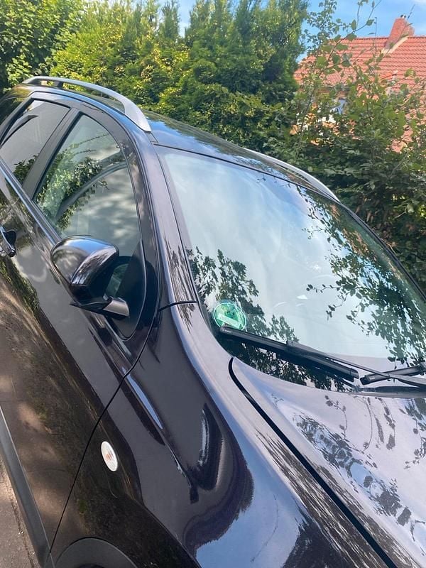 Schwarz Gebraucht 2012 Nissan Qashqai SUV | 8.000 € (Fairer Preis) - Bild 1/4