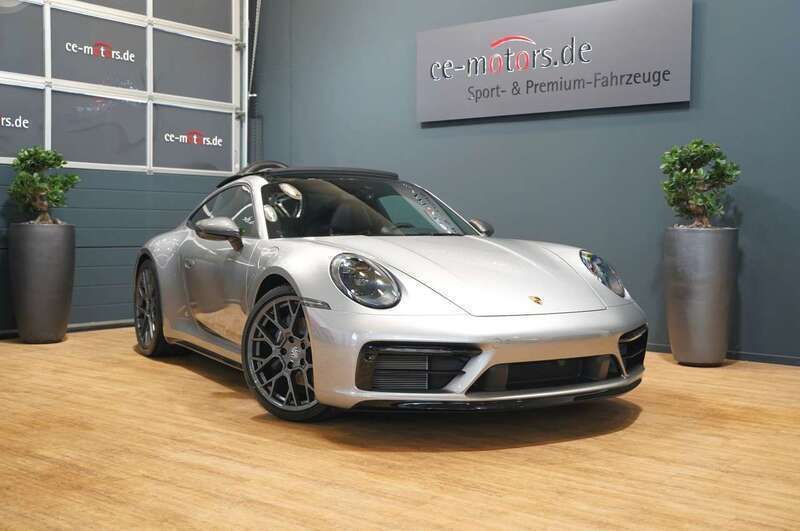 Gtsilbermetallic Neu 2025 Porsche 911 Carrera Coupé | 134.911 € - Bild 1/4